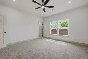 1019 Holiday Dr, Sherman, TX 75090 - Photo 18