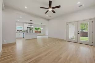 1019 Holiday Dr, Sherman, TX 75090 - Photo 8