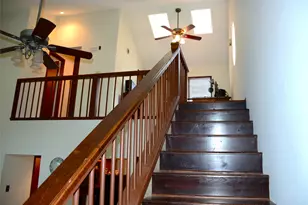 647 Cimarron Trail, Irving, TX 75063 - Photo 18