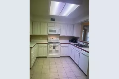 6302 Meadowmere Lane, Arlington, TX 76001 - Photo 6