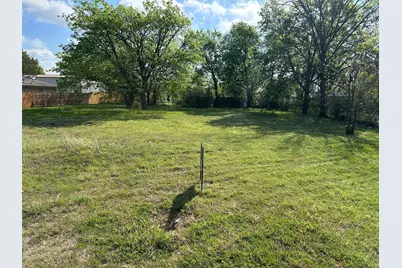 201 S Lawson Street, Burleson, TX 76028 - Photo 4