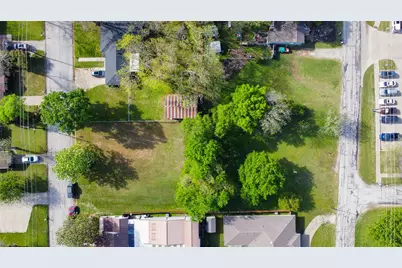 201 S Lawson Street, Burleson, TX 76028 - Photo 10