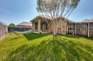 8233 Edgepoint Tr, Fort Worth, TX 76053 - Photo 36