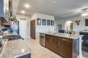 1004 Fairfax Dr, Godley, TX 76044 - Photo 14