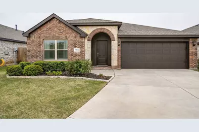 1004 Fairfax Drive, Godley, TX 76044 - Photo 1