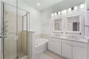 1015 Fleetwood Cove Dr, Grand Prairie, TX 75052 - Photo 20