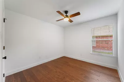 1015 Fleetwood Cove Drive, Grand Prairie, TX 75052 - Photo 26