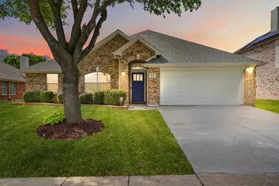 1015 Fleetwood Cove Drive, Grand Prairie, TX 75052 - Photo 1