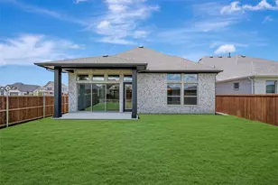 5009 Sandbrock Pkwy, Aubrey, TX 76227 - Photo 2