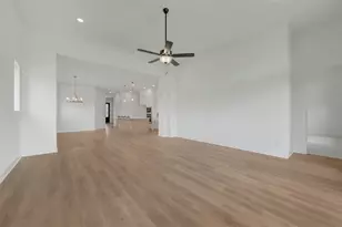 5009 Sandbrock Pkwy, Aubrey, TX 76227 - Photo 18