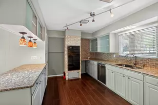 1608 Freeman Ct, Arlington, TX 76013 - Photo 6