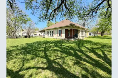 201 E San Antonio Avenue, Cooper, TX 75432 - Photo 4