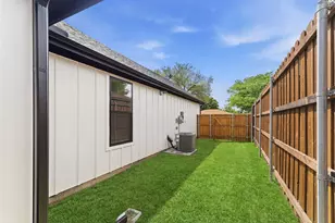 1540 Gardenside Dr, Dallas, TX 75217 - Photo 34