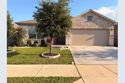 209 Irish Moss Drive, Fort Worth, TX 76052 - Photo 2
