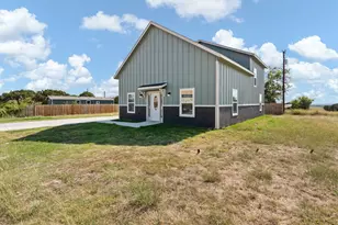 4429 Peppertree Rd, Granbury, TX 76048 - Photo 2