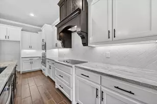 1045 Arbor Vista Dr, Azle, TX 76020 - Photo 14