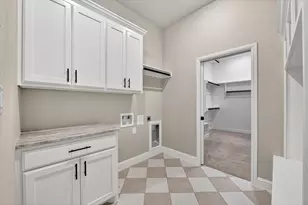 1045 Arbor Vista Dr, Azle, TX 76020 - Photo 32