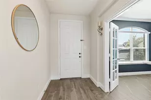 5760 Broad Bay Ln, Fort Worth, TX 76179 - Photo 2