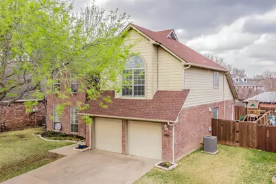 3320 Circlewood Court, Grapevine, TX 76051 - Photo 2