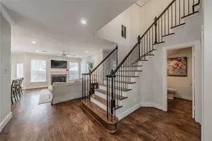 3320 Circlewood Ct, Grapevine, TX 76051 - Photo 8