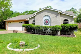 5409 Inglewood Ln, Arlington, TX 76016 - Photo 2