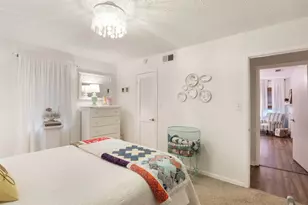 6041 Wimbleton Way, Fort Worth, TX 76133 - Photo 16