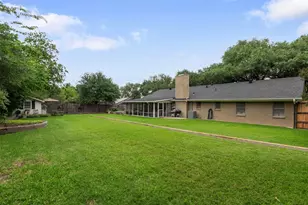 6041 Wimbleton Way, Fort Worth, TX 76133 - Photo 38