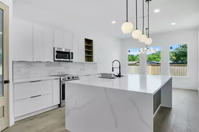 3629 Vancouver, Fort Worth, TX 76119 - Photo 10