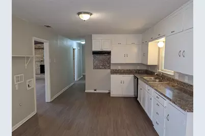 2344 Linda Lane, Fort Worth, TX 76119 - Photo 10