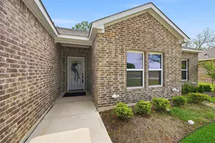 1015 Holiday, Sherman, TX 75090 - Photo 6