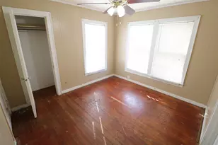 718 SE 24th, Paris, TX 75460 - Photo 12