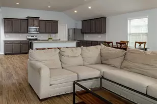 2525 Silver Fox Trl, Weatherford, TX 76087 - Photo 12