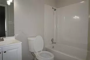 9904 Runnymeade Pl, Fort Worth, TX 76108 - Photo 8