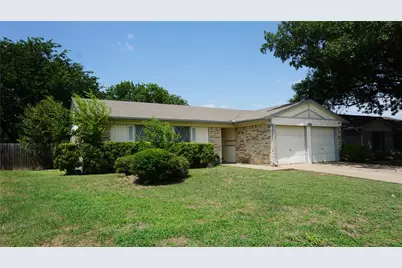 9904 Runnymeade Place, Fort Worth, TX 76108 - Photo 1