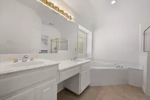 1020 Laurel Oak Dr, Flower Mound, TX 75028 - Photo 26