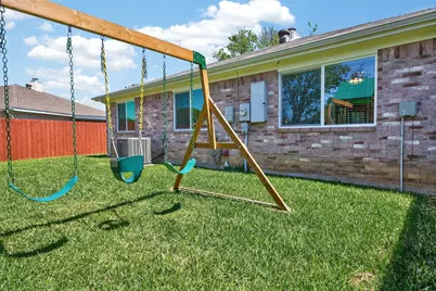 5700 Alicante Drive, Arlington, TX 76017 - Photo 30