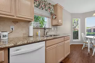 5700 Alicante Dr, Arlington, TX 76017 - Photo 8