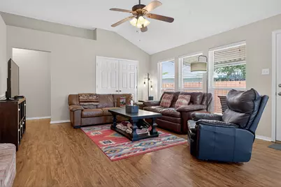 5700 Alicante Drive, Arlington, TX 76017 - Photo 4