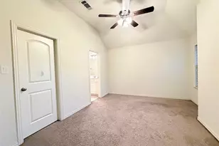 907 Bainbridge Ln, Garland, TX 75040 - Photo 32