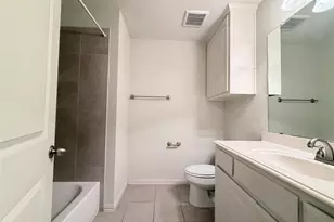 907 Bainbridge Ln, Garland, TX 75040 - Photo 34