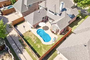 18124 Peppy Pl, Dallas, TX 75252 - Photo 2