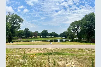 711 Clubview Drive, Mabank, TX 75143 - Photo 2