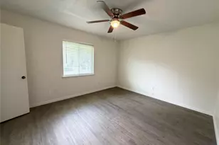 109 Wildwood Ct, Grapevine, TX 76051 - Photo 10