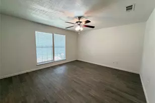 109 Wildwood Ct, Grapevine, TX 76051 - Photo 6