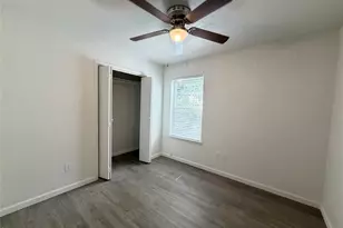 109 Wildwood Ct, Grapevine, TX 76051 - Photo 8
