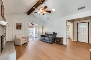 1608 Mayflower Dr, Carrollton, TX 75007 - Photo 6