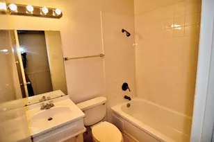 2017 Shenandoah Dr, Carrollton, TX 75007 - Photo 6