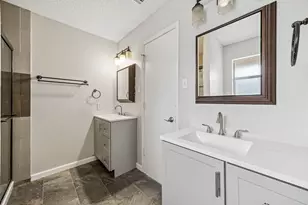 709 Stonebrooke Dr, Burleson, TX 76028 - Photo 20