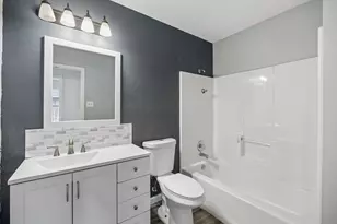 709 Stonebrooke Dr, Burleson, TX 76028 - Photo 16