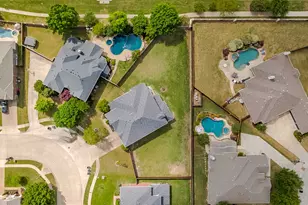 11701 Lampwick Ln, Frisco, TX 75035 - Photo 40